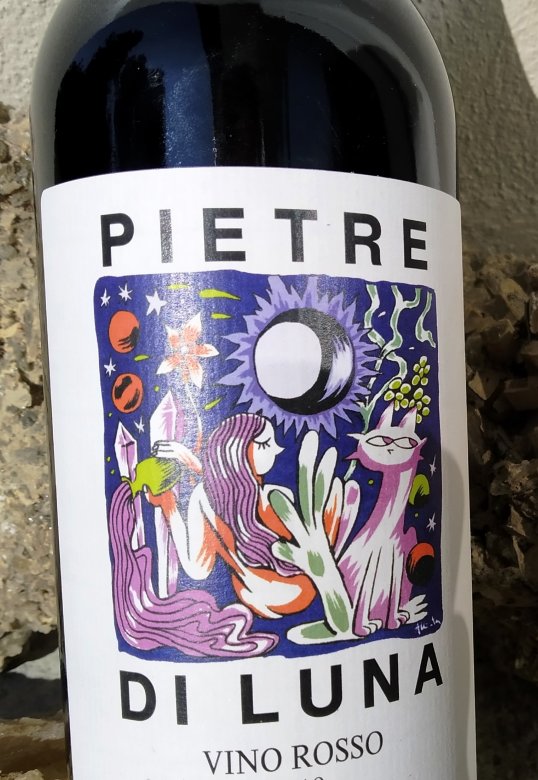 The wine Pietre di luna